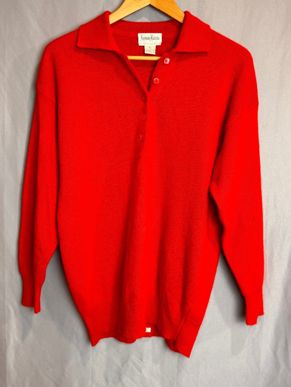 Vintage Neiman Marcus 100% Cashmere Collared Polo Sweater in Cherry Red - Size L